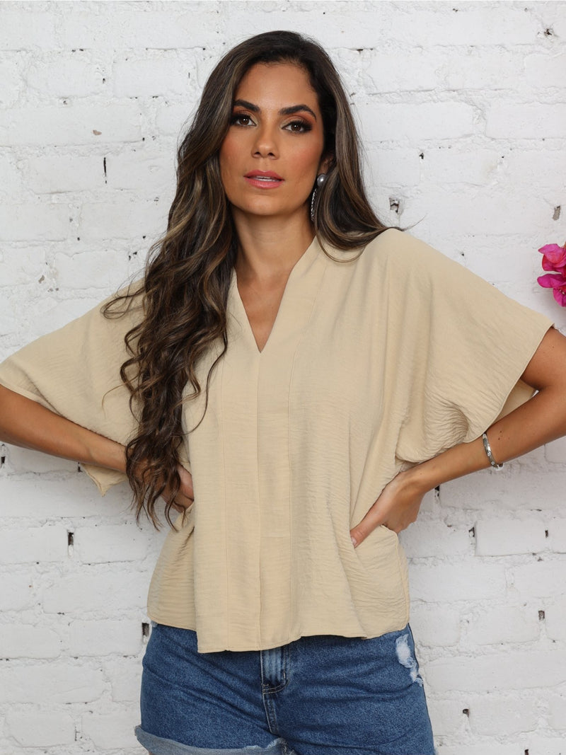 Blusa feminina elegante com decote em V