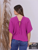 Blusa feminina elegante com decote em V